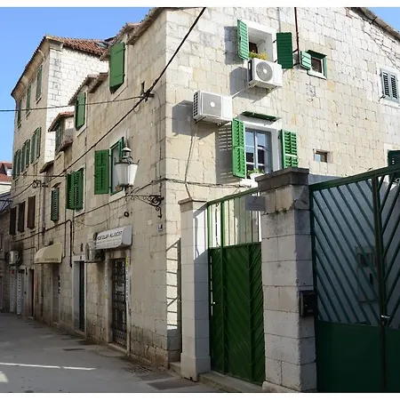 Studio City Center Apartment Split Zewnętrze zdjęcie